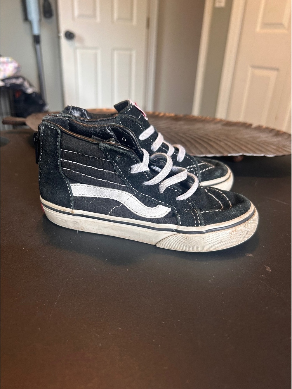Vans Kids' Sk8-Hi Black and White High Top Sneakers Size 9